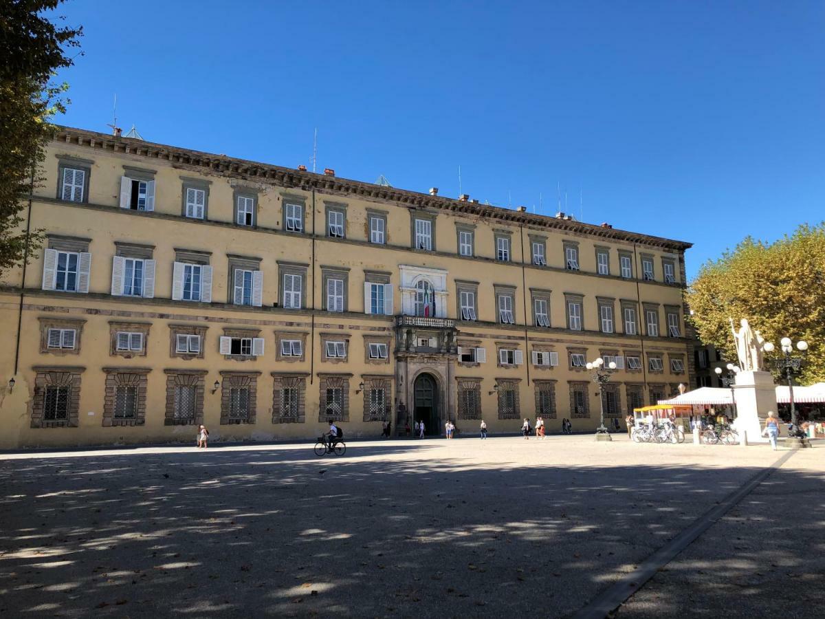 Storico Loft Nel Cuore Di Lucca Exterior photo